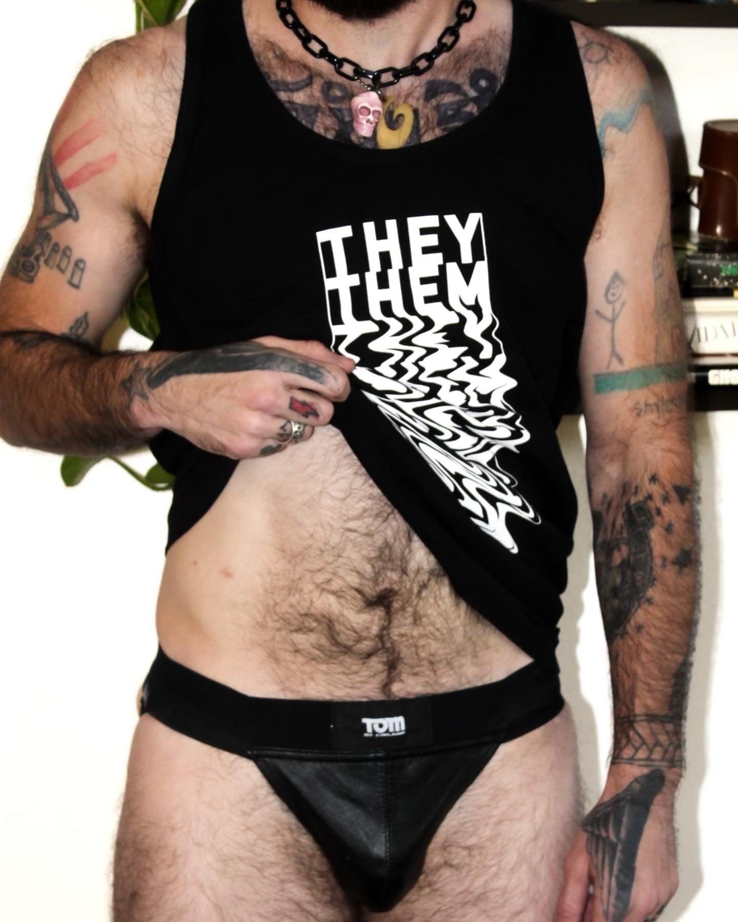 PRO pronoun Tank