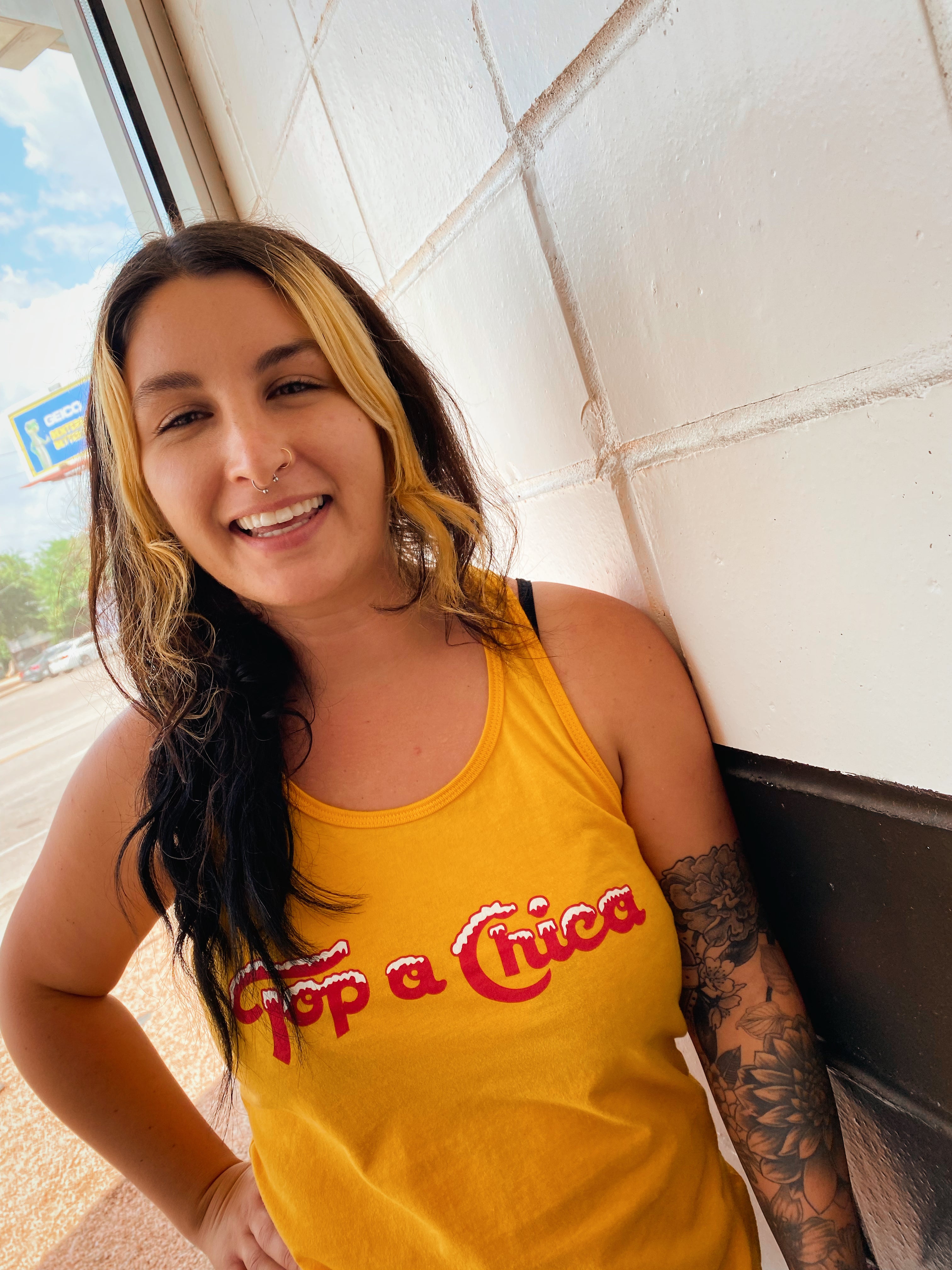 Top a Chica Gold Tank